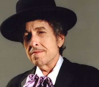 Bob Dylan má nové album, přispěl Sting, Lenny Kravitz i Miley Cyrus 